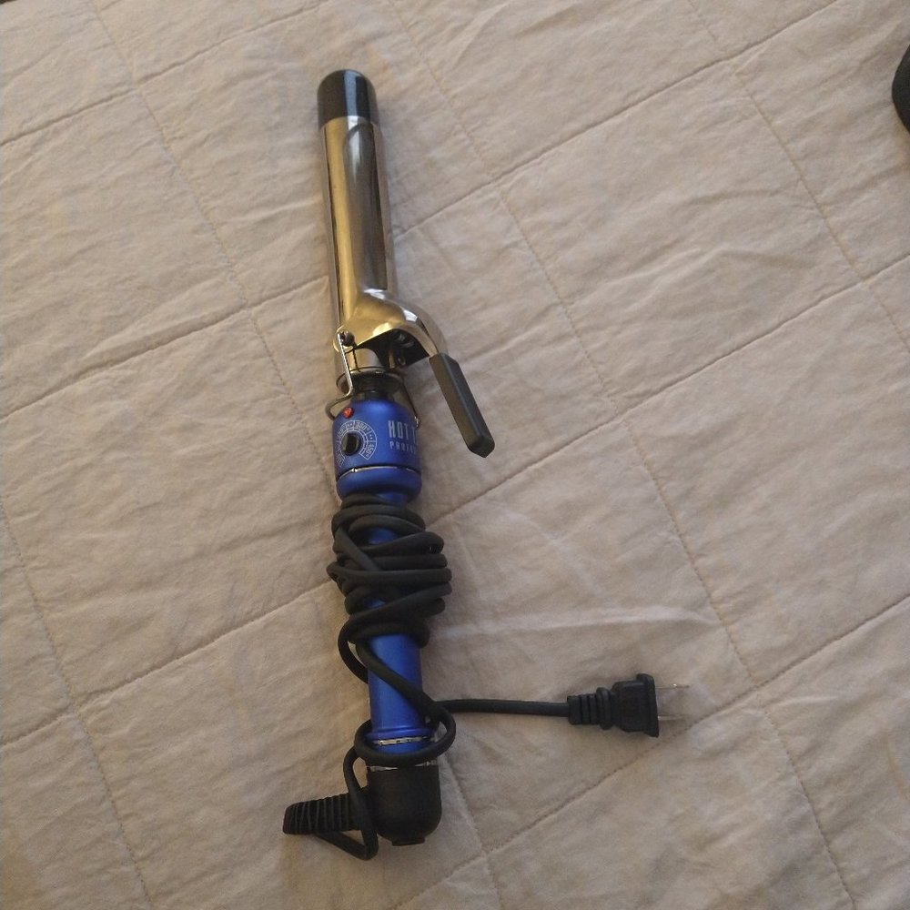 Hot Tools Professional Curling Wand 1.25"" Blue and Silver